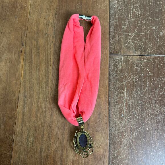 Artisan Made Pink Cloth Necklace with large Gold tone Ruby Red Pendant - Picture 2 of 7
